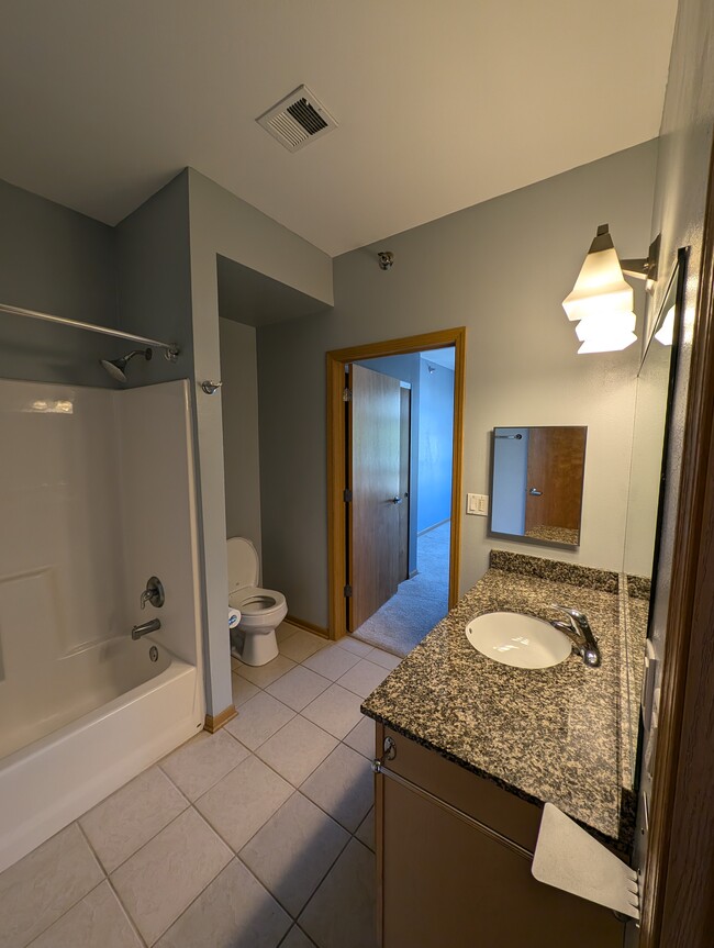 Main floor bathroom - 2121 S Kinnickinnic Ave