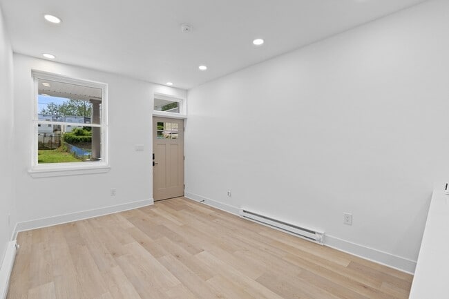 Building Photo - 4503 N 19th St