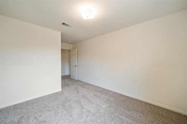 Building Photo - 9926 Opal Rock Dr