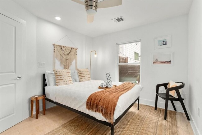 Building Photo - 3005 Kuhlman Ave