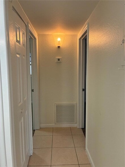 Building Photo - 6905 S Trask St