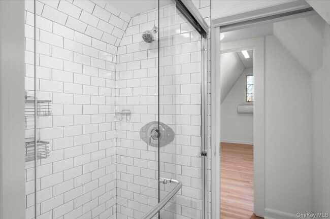 Building Photo - 115 Coolidge Ave