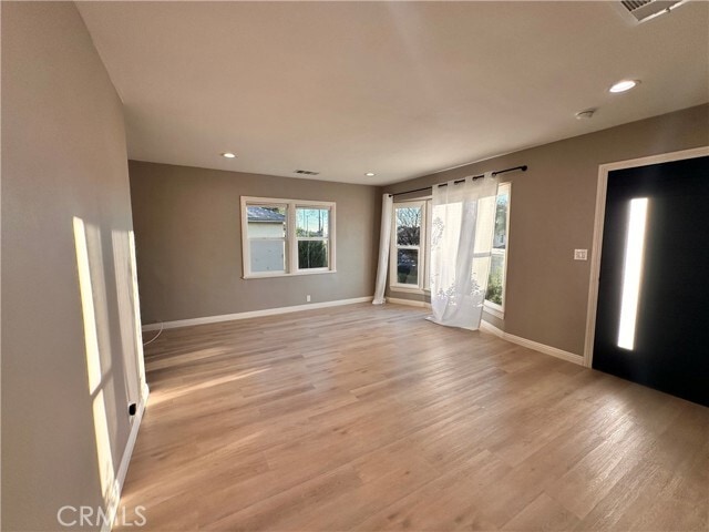 Building Photo - 4822 Walnut Grove Ave