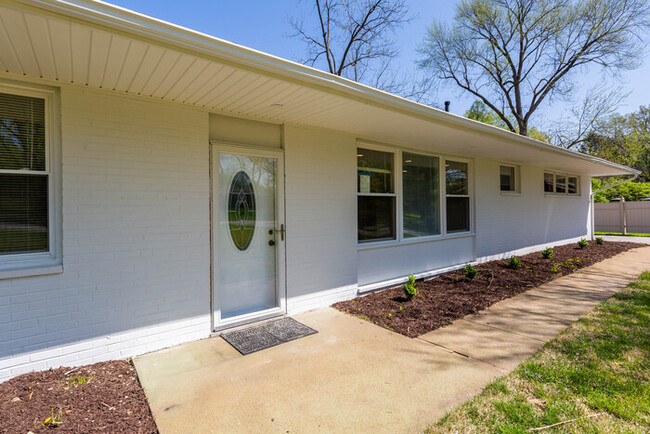 Building Photo - 6 Bon Price Terrace