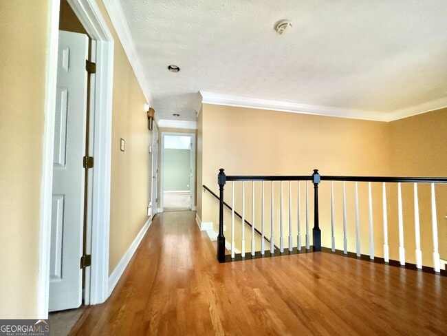 Building Photo - 155 Autumn Moon Trail