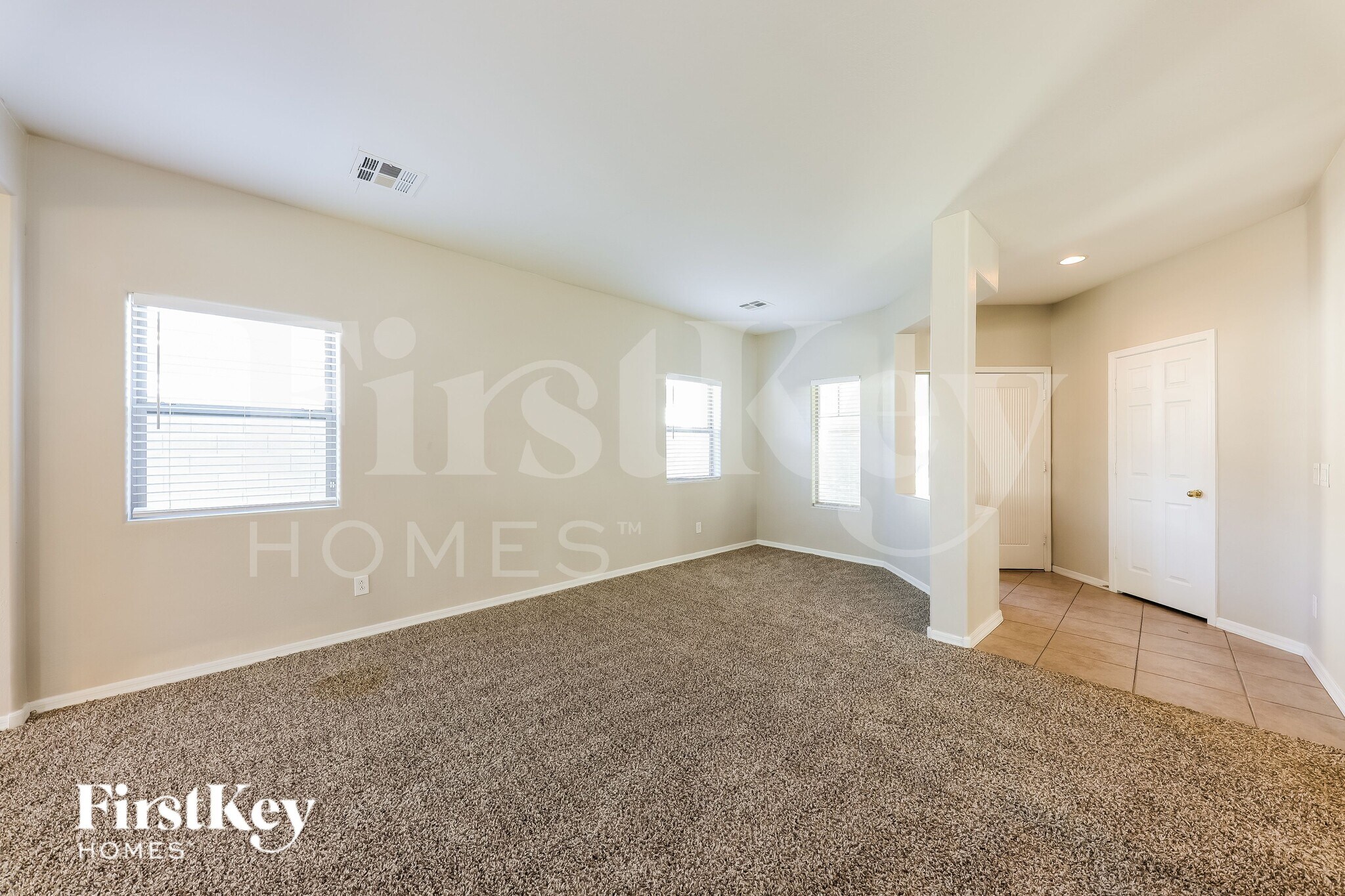 Building Photo - 15608 N 172nd Ln
