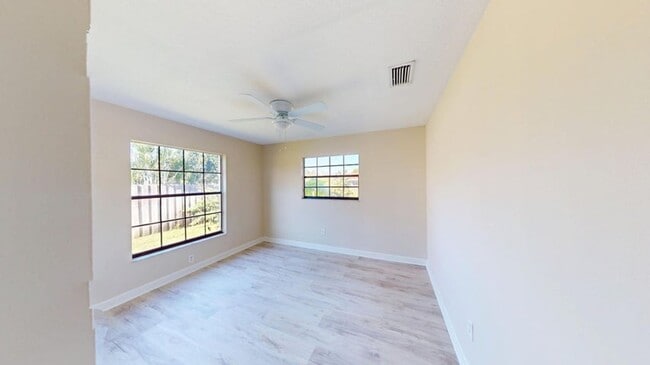 Building Photo - 11497 Anhinga Dr