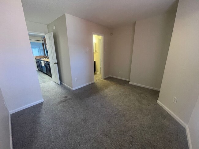 Building Photo - Kempsville Lake