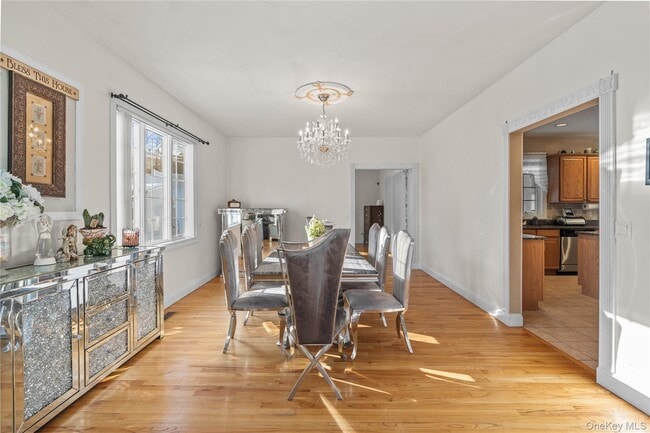 Building Photo - 17 Waring Dr