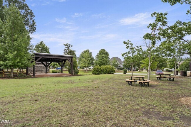 Building Photo - 2081 Great Ridge Pkwy
