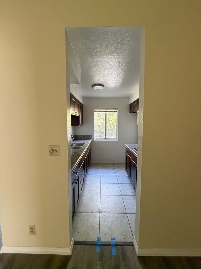 Building Photo - Beautiful Condo in Serene Montebello HOA Community – Pool, Spa & Prime Location