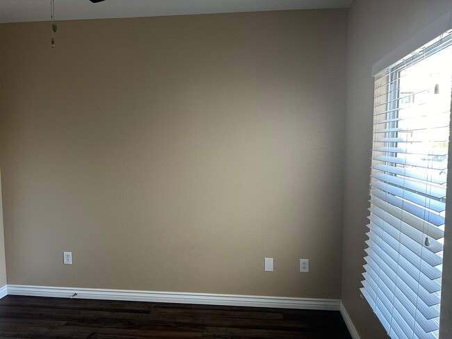 Building Photo - 7255 W Sunset Rd