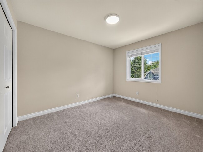 Building Photo - 1311 270th Way SE