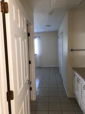 Building Photo - 304 Sherwood Pl