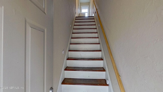 Building Photo - 1513 Palm Ave