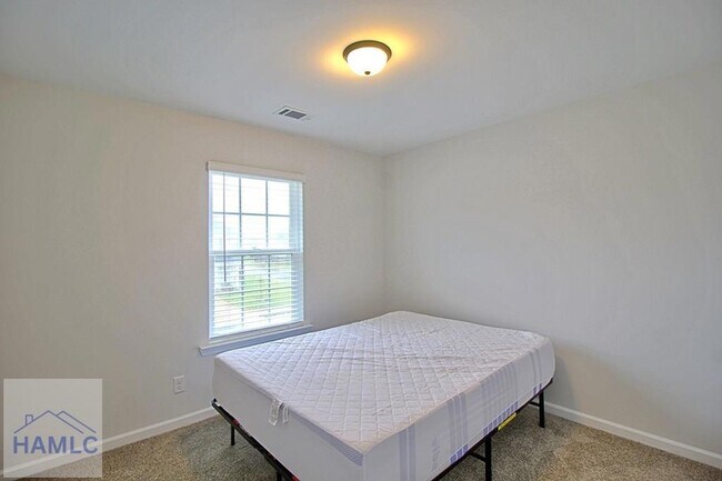 Building Photo - 1033 Turpentine Trl