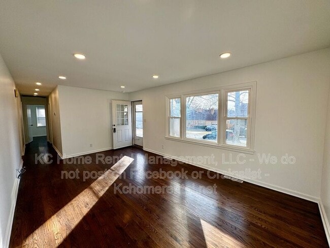 Building Photo - 9001 Jarboe St