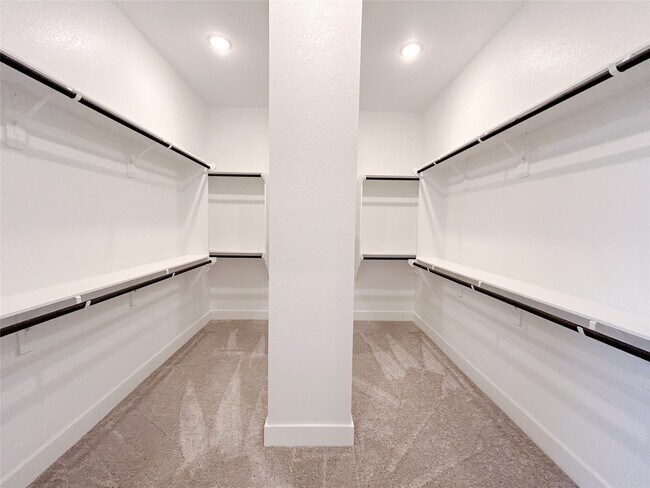 Building Photo - 6007 Churchill Spgs Ln