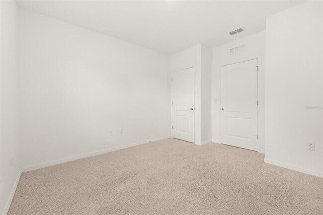Building Photo - 318 Montgomery Ct