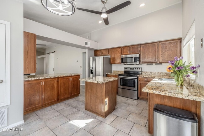 Building Photo - 9440 S 44th St