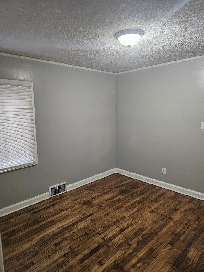 Building Photo - 9717 Balfour Rd