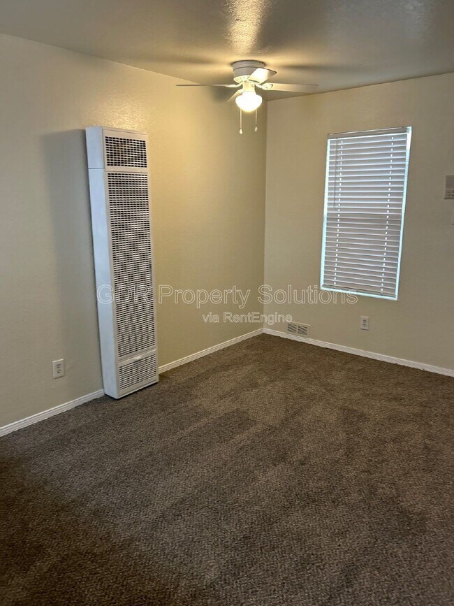 Building Photo - 401 14th St NW