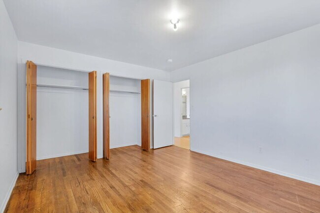 Building Photo - 4282 W Virginia Ave