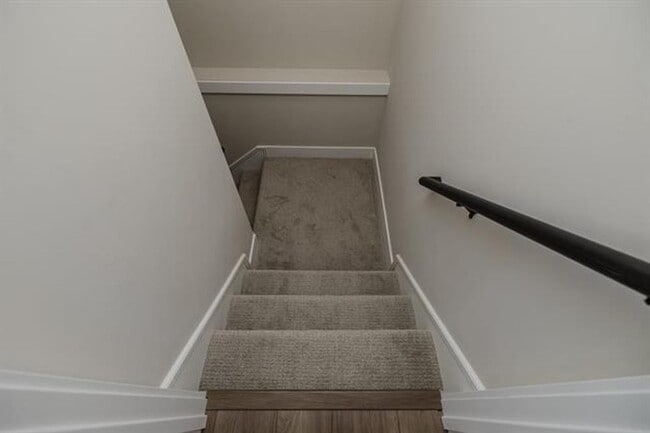 Building Photo - Brand New 5 bed/3.5 bath