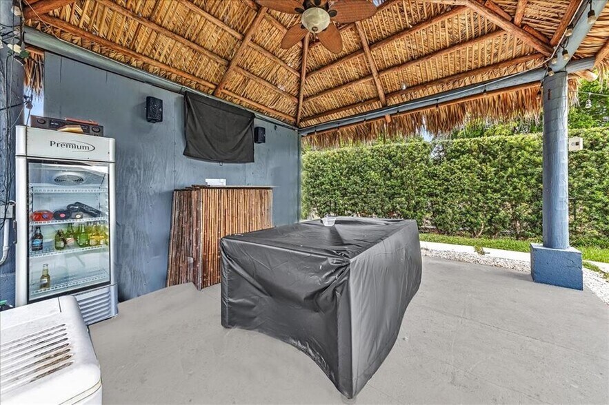 Building Photo - 5113 NW 65th Ave