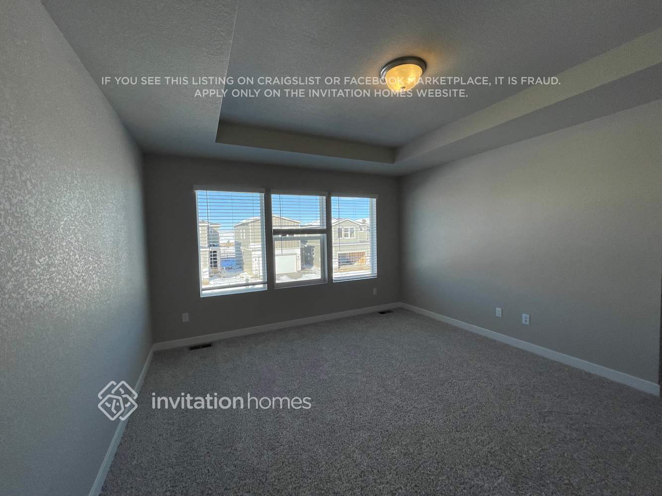 Building Photo - 13573 Arriba Dr