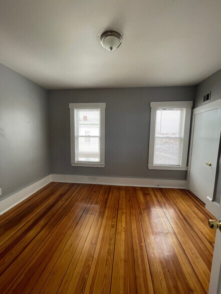 Primary Photo - 67 Greenwich St