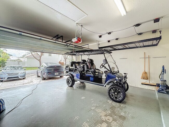 Building Photo - Gorgeous 3 bedroom 2 bath Single Family Home in Delray Beach