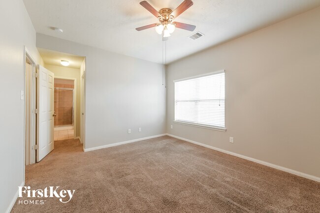 Building Photo - 2427 Gianna Way