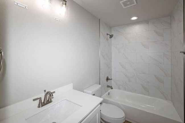 Building Photo - 4705 Scotty Dr
