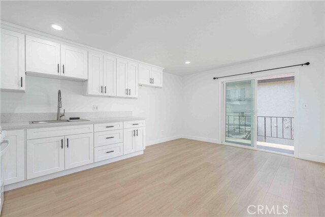 Building Photo - 8665 Trask Ave