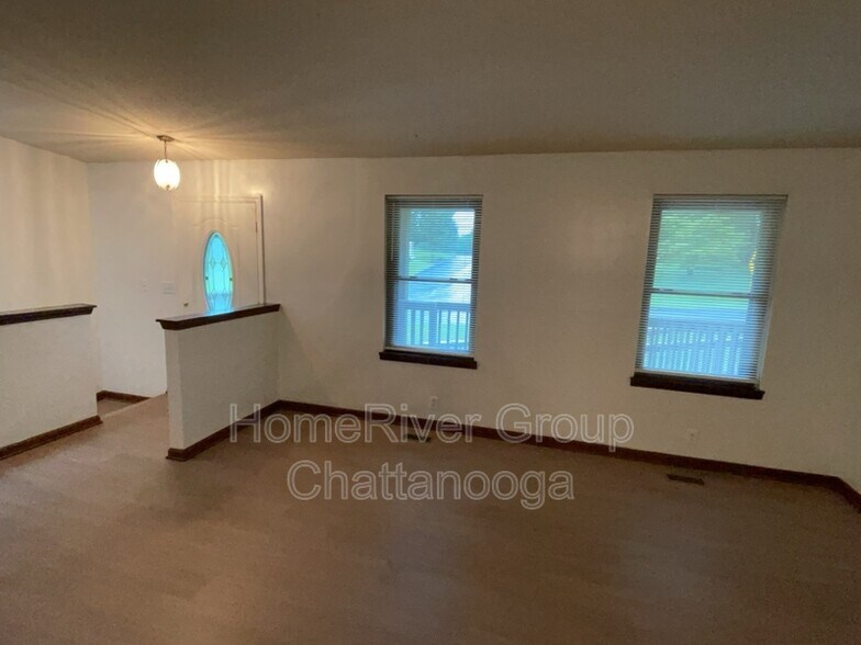 Building Photo - 8837 Quail Run Dr