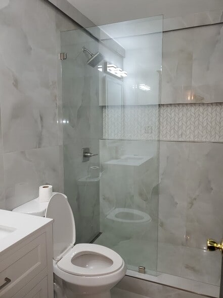 Updated Bathroom - 311 N 2nd St