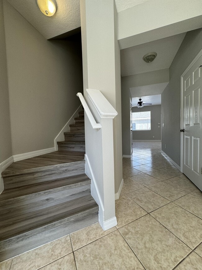 Building Photo - 12965 Langstaff Dr