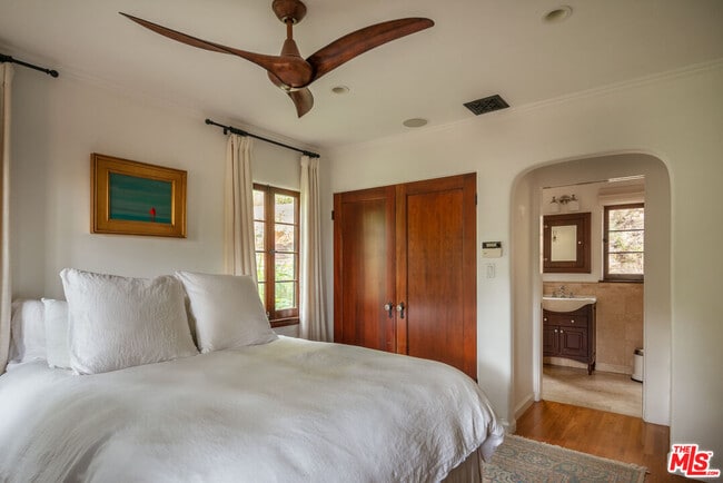 Building Photo - 8515 Ridpath Dr