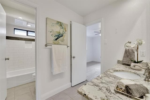 Building Photo - 9738 Amberley Dr