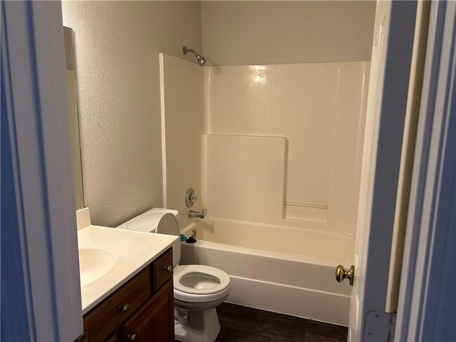 Building Photo - 1239 China Berry Ln