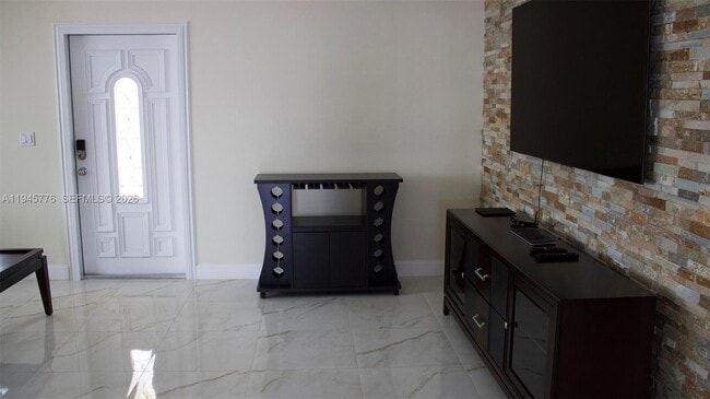 Building Photo - 1530 SW 138th Ave