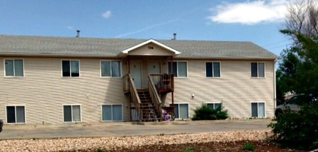 Building Photo - 716 30th Ave Ct