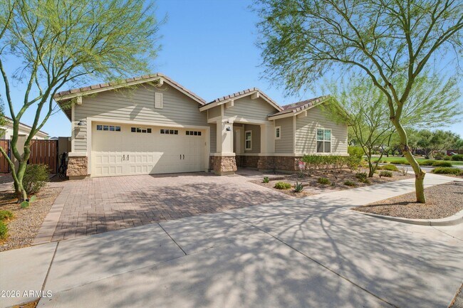 Building Photo - 2024 W Andalusian Trail