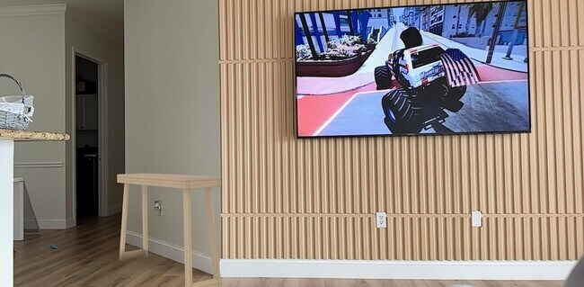 Building Photo - 4404 SW 160th Ave