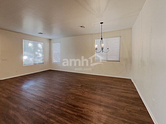 Building Photo - 17578 W Ironwood St