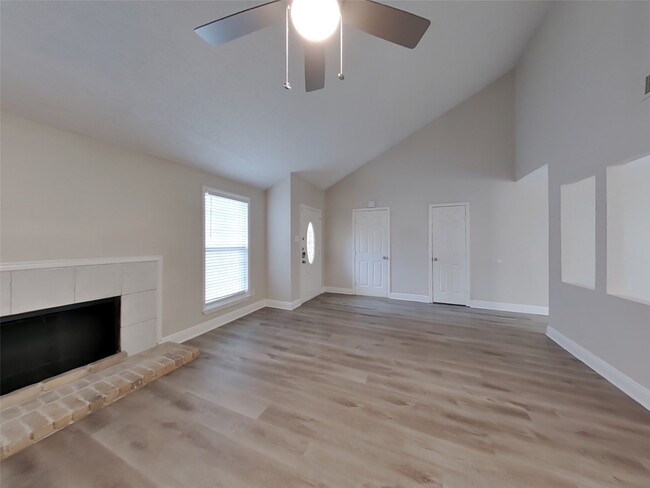 Building Photo - 9607 Cleveland Bay Ct