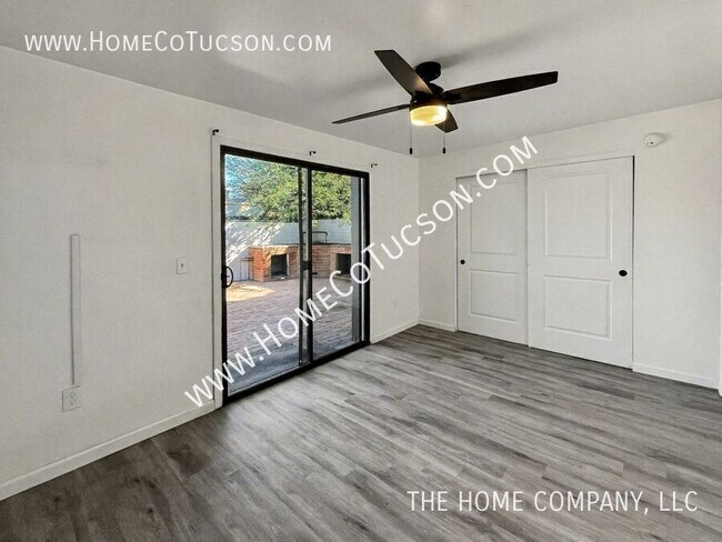 Building Photo - 3435 E Elida St
