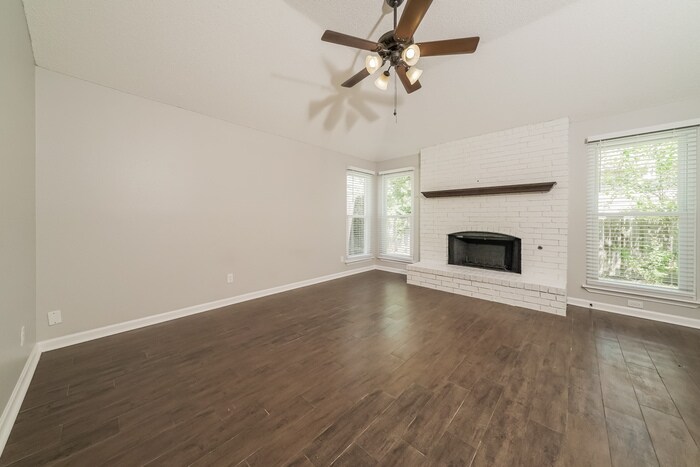 Building Photo - 2210 Westview Trail