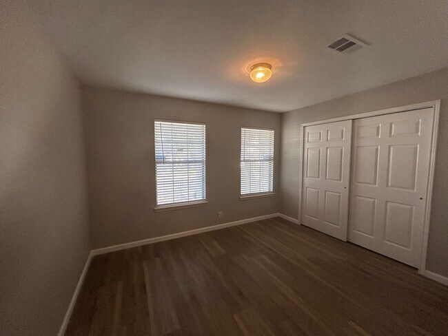 Building Photo - 3Bedroom/2Bath Home for Lease! Available Now!